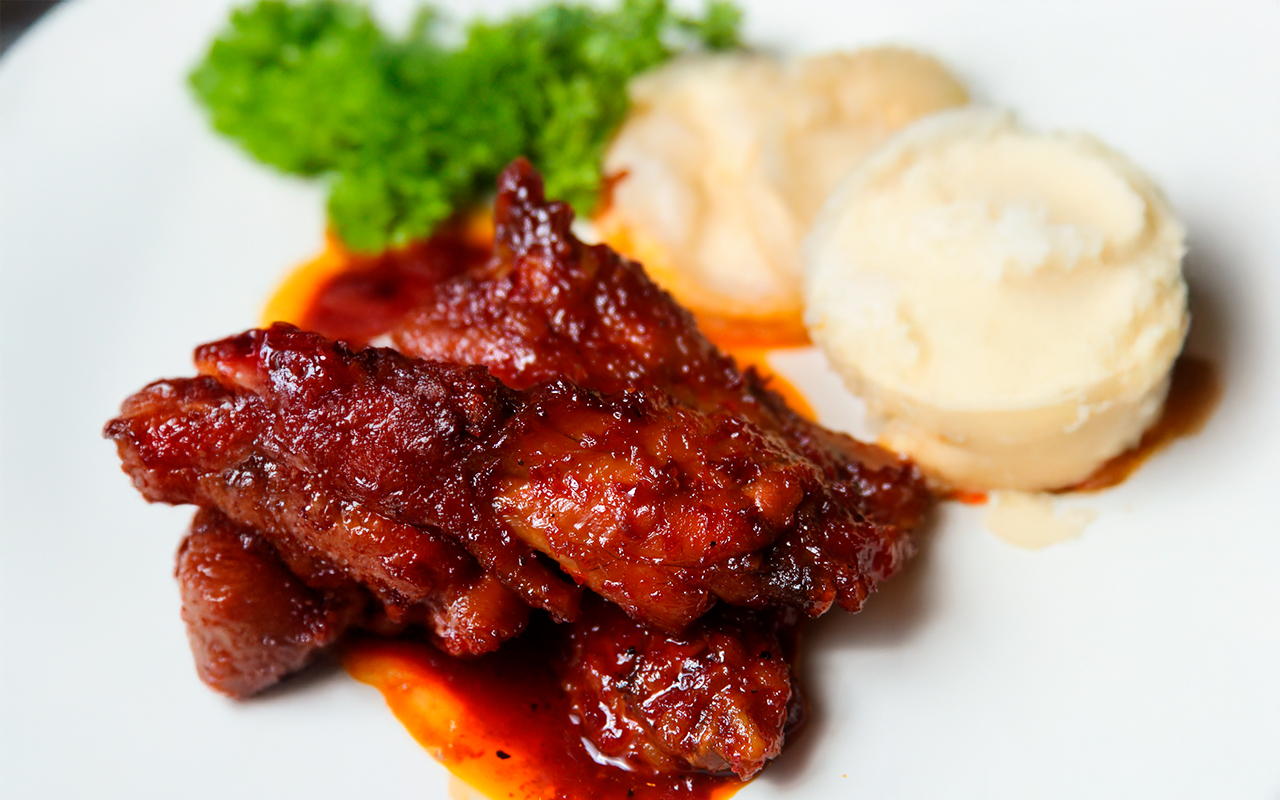 Pollo con aderezo picante