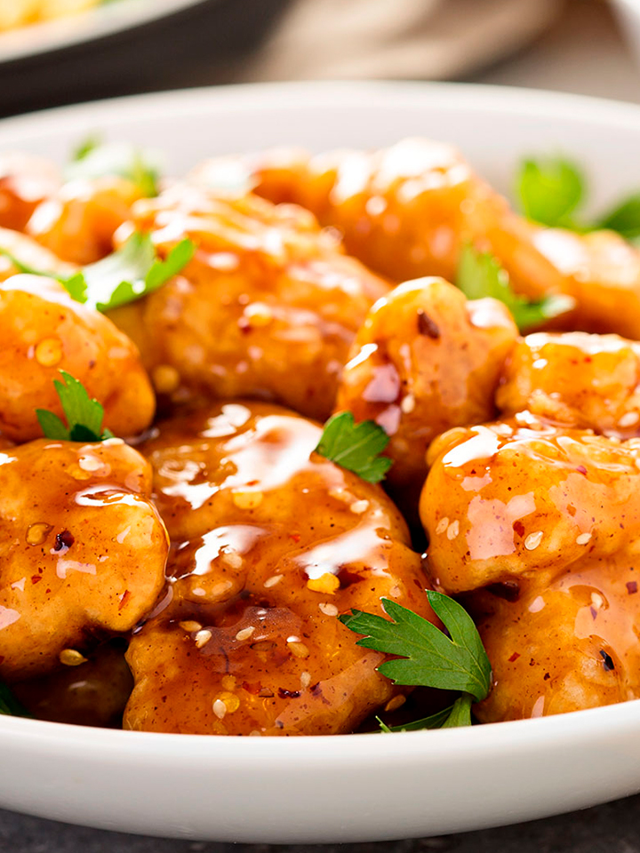 Pollo con aderezo oriental